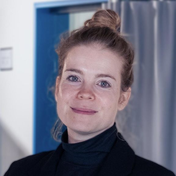 Dr. Natalie Powroznik